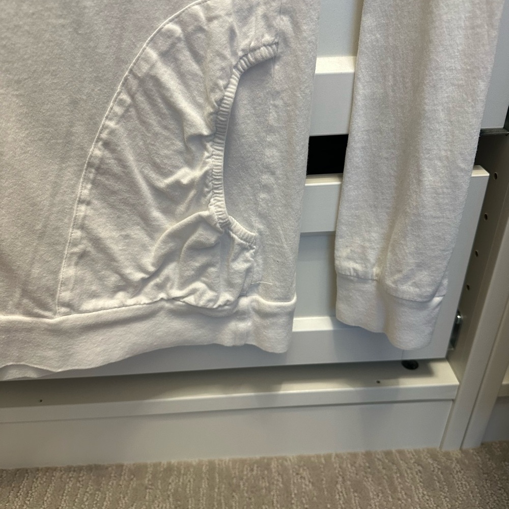 Authentic Guess jeans hooded shirt - Picture 3 of 5